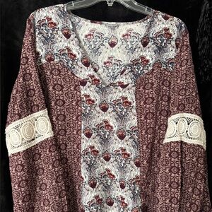 Women’s Floral Bohemian Top with Lace Accents